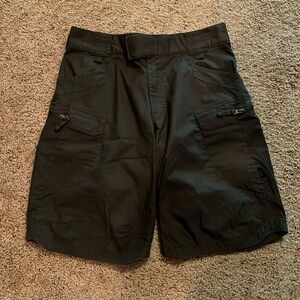Mens Cargo/Tactical shorts.